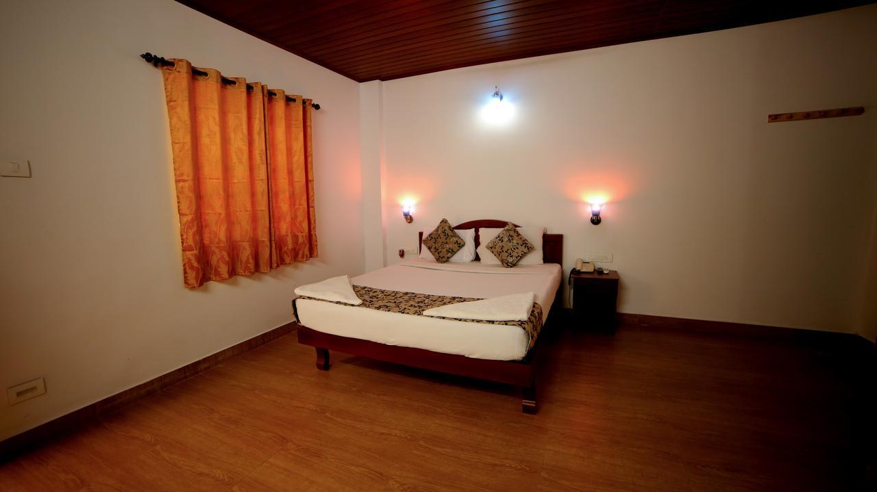 Spice Jungle Resort Munnar Bagian luar foto