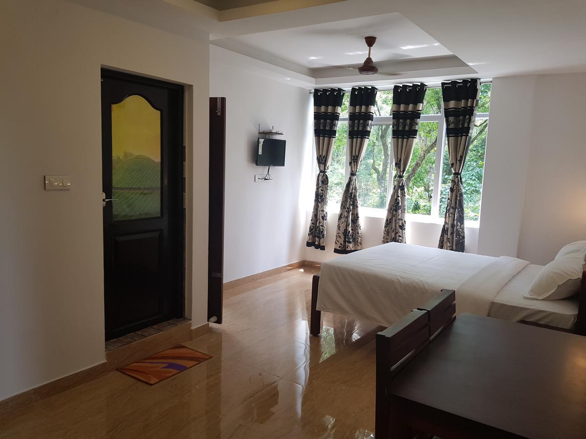 Spice Jungle Resort Munnar Bagian luar foto