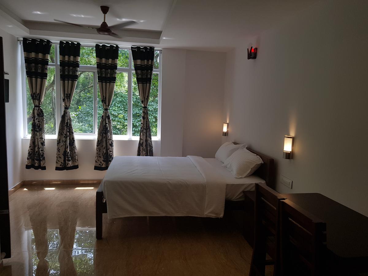 Spice Jungle Resort Munnar Bagian luar foto