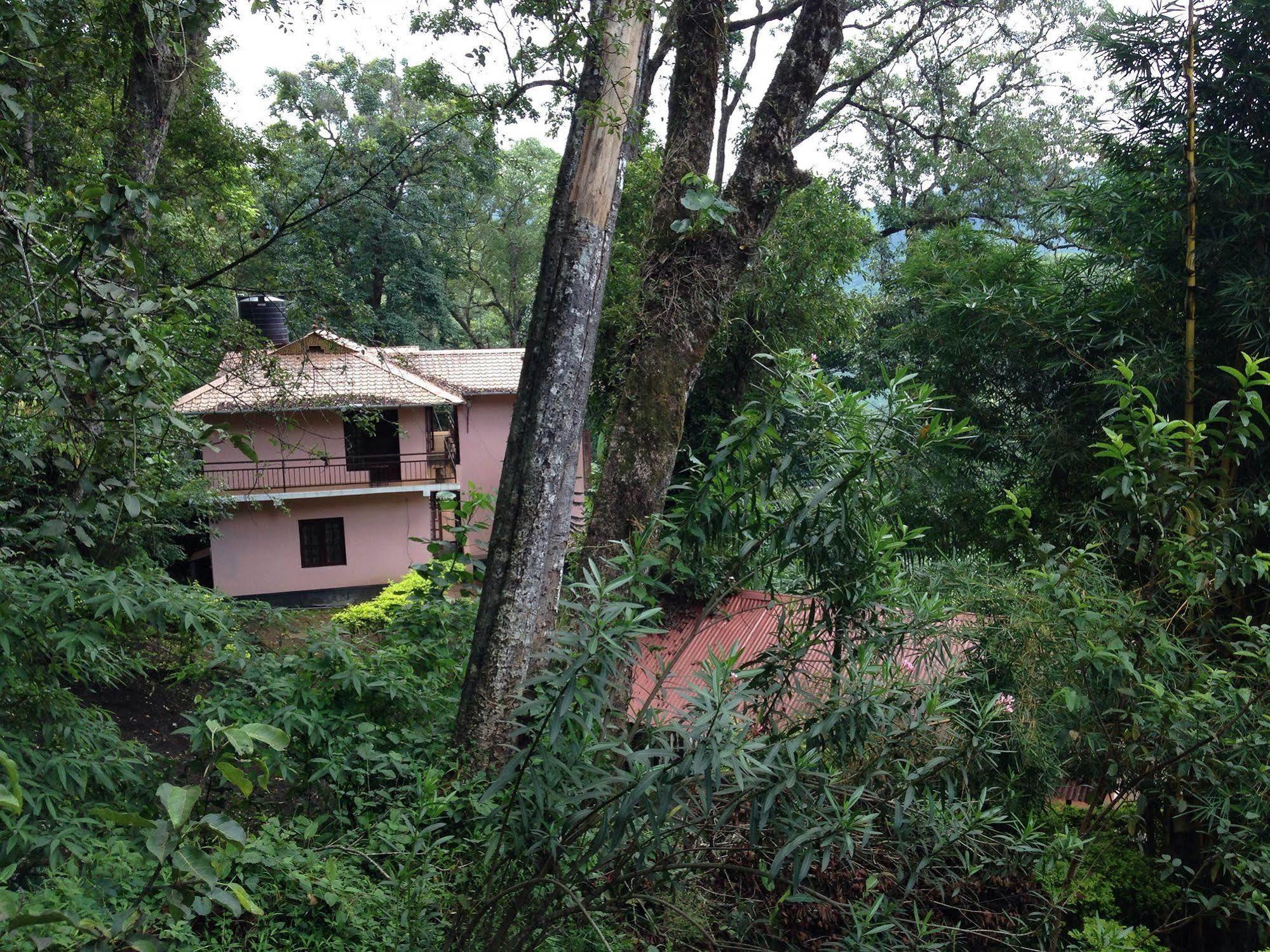 Spice Jungle Resort Munnar Bagian luar foto