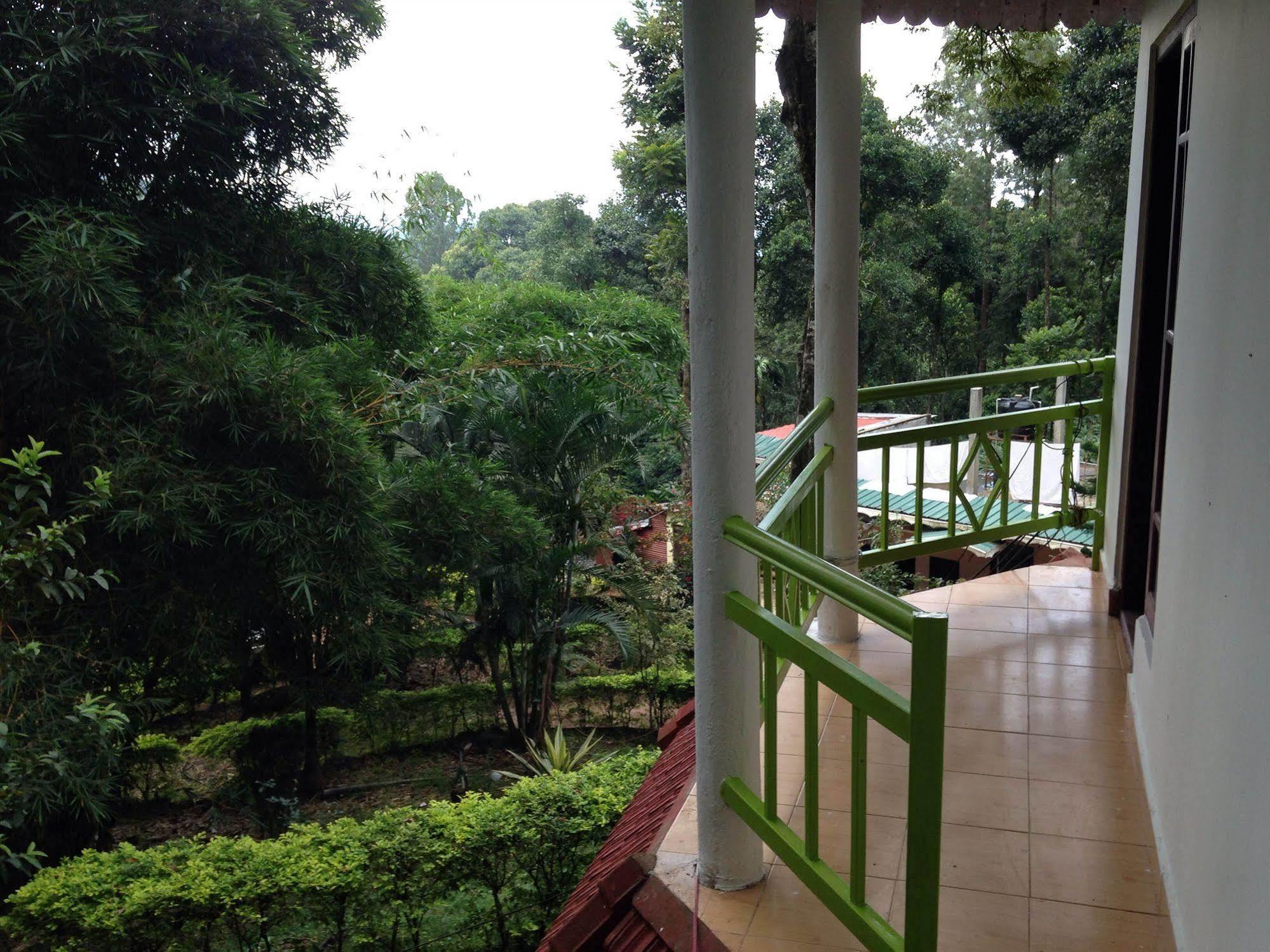 Spice Jungle Resort Munnar Bagian luar foto