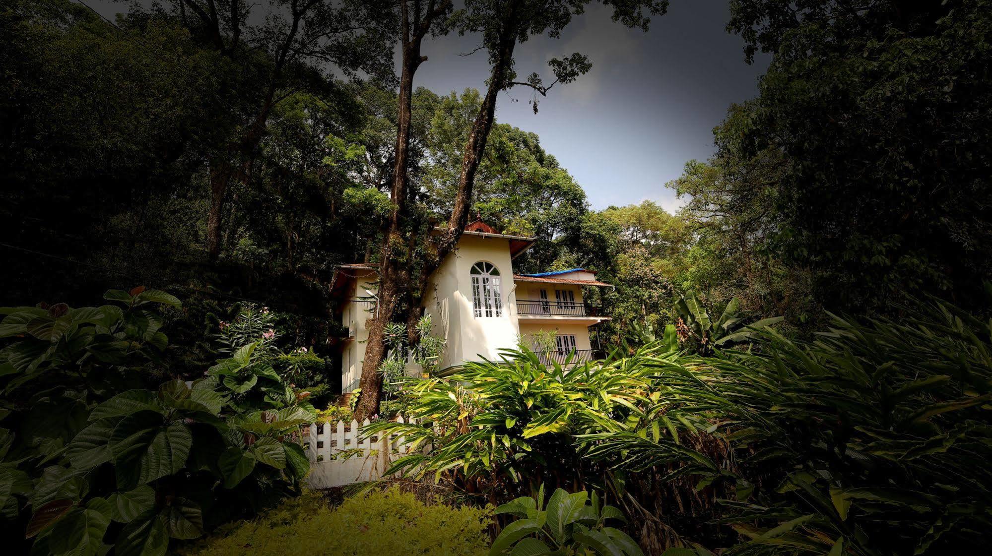 Spice Jungle Resort Munnar Bagian luar foto